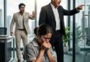 El despiadado jefe la despidió a gritos por llegar tarde, pero ignoraba el aterrador secreto de la anciana que ella acababa de salvar